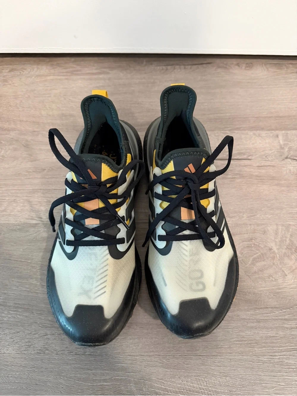 ADIDAS Ultraboost Light GTX W - Goretex